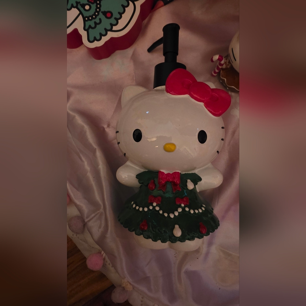 Hello Kitty Christmas Soap Dispenser